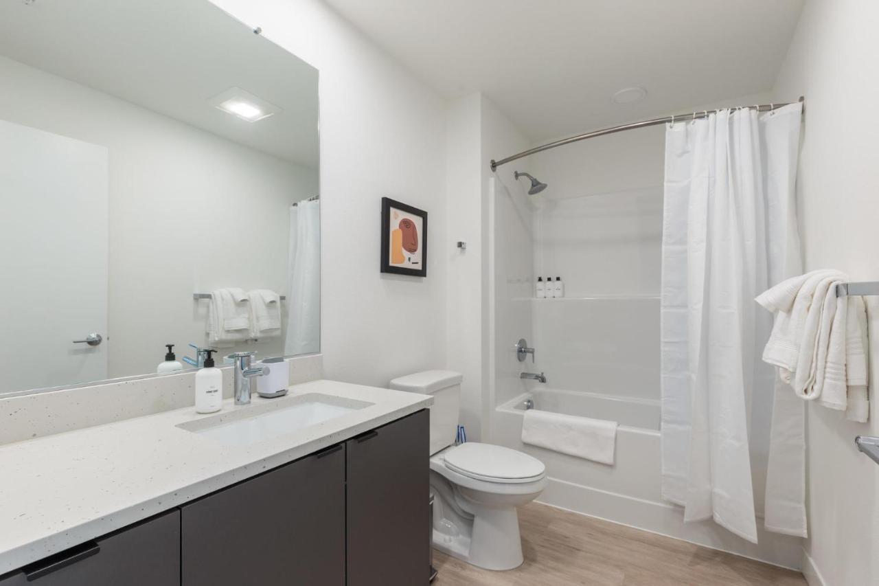 Studio Apartment In Vancouver Exterior photo